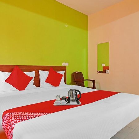 Super Hotel O Dk Reddy Square Hyderabad Exterior foto